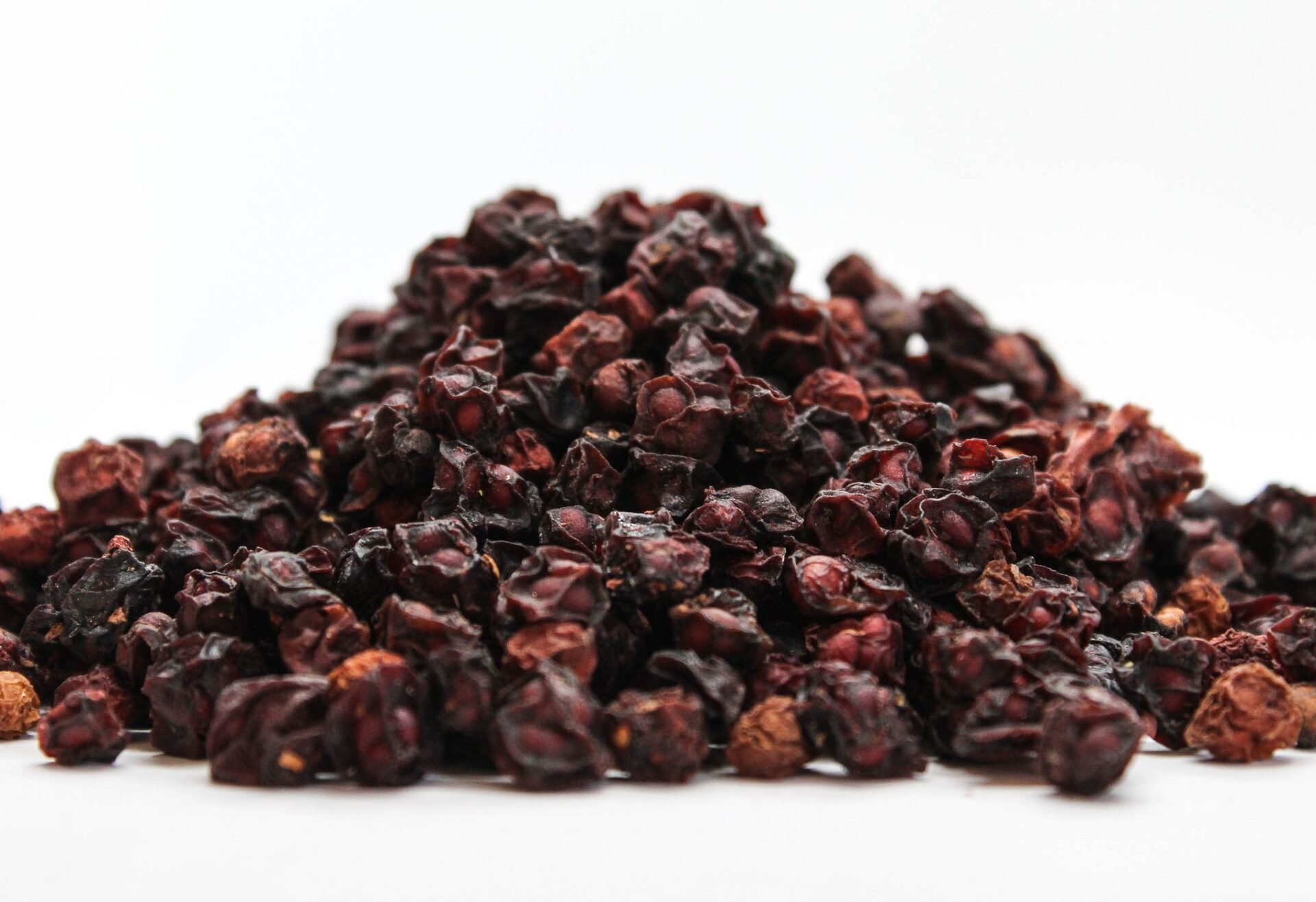 Шизандра, Китайски лимонник (Schizandra chinensis) плод