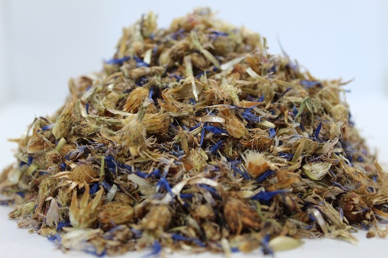 Синя метличина (Centaurea суаnus) цвят